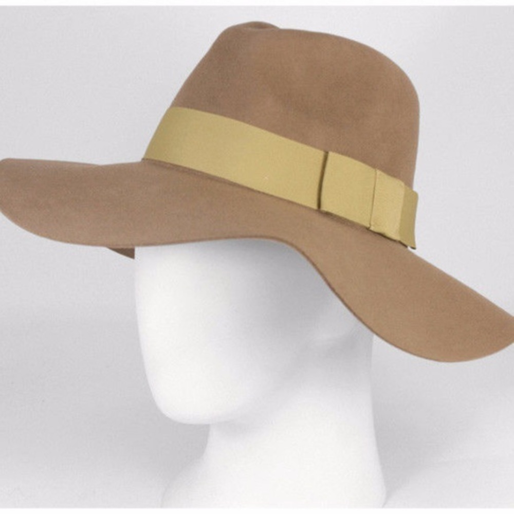 Brixton Piper Wool Hat in Tan